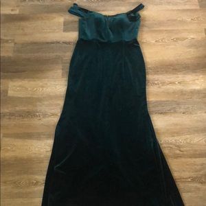 xscape green velvet dress